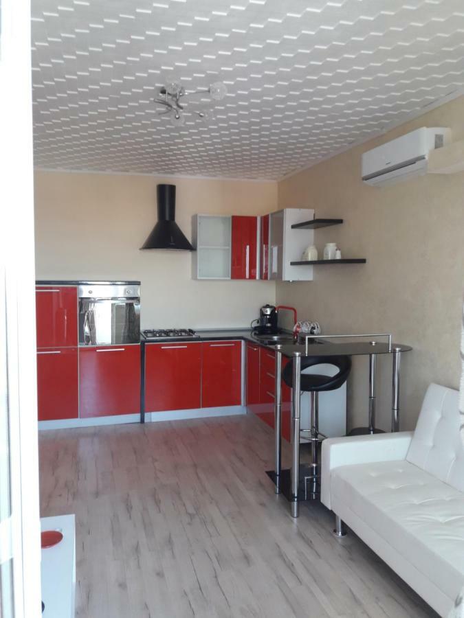 Ana'S Apartment Oradea Eksteriør bilde