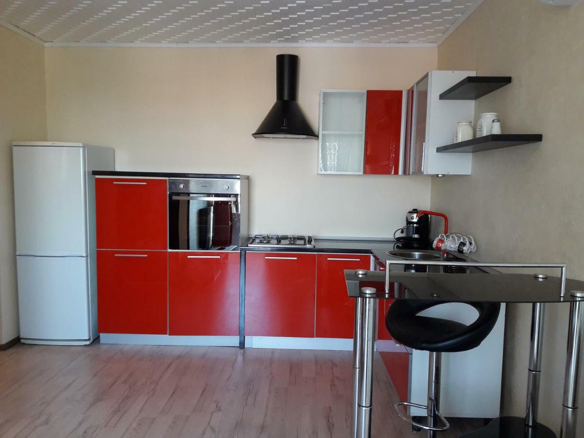 Ana'S Apartment Oradea Eksteriør bilde
