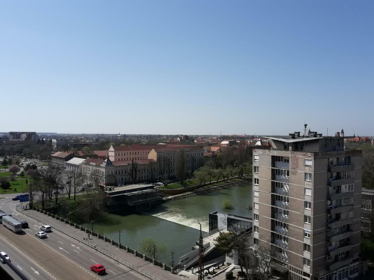 Ana'S Apartment Oradea Eksteriør bilde